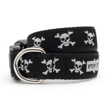 Skull & Crossbones Dog Collar